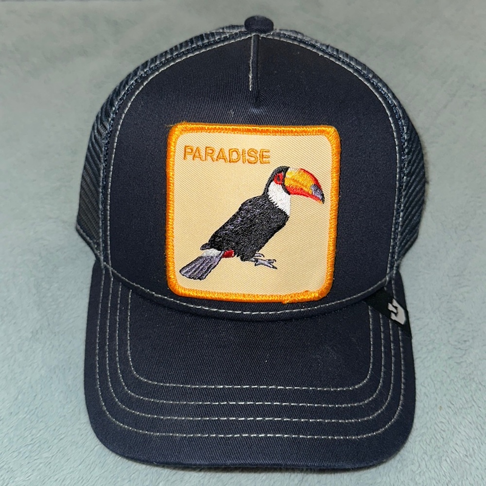 Goorin Animal The Farm Trucker Baseball Snapback Hat Cap “Paradise” Toucan Navy